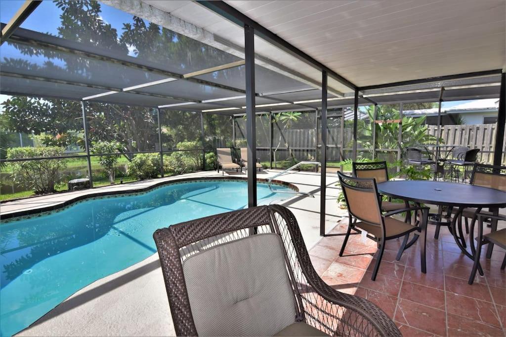 Вилла Rowena House 2Bd Den 2Bth Heated Pool Near Siesta Key Сарасота Экстерьер фото